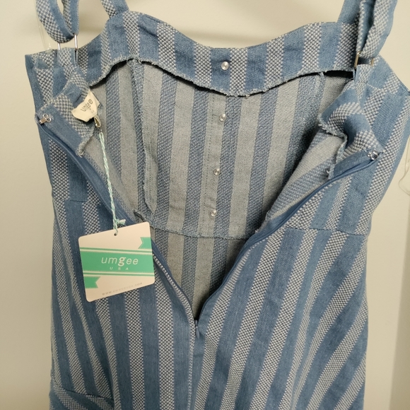 🆕Umgee | Striped Denim Dress Size Medium - Picture 11 of 16
